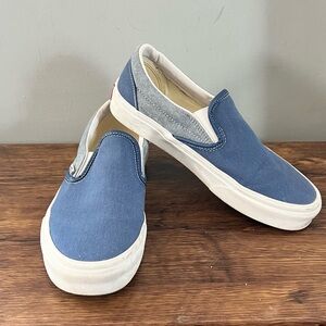 Vans Blue Chambray Classic Canvas Slip-On Sneakers W8/M6.5